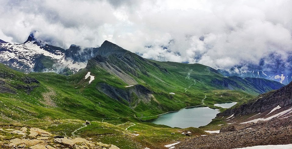 Views overlooking the Bachalpsee (lake) en route to the Faulhorn.