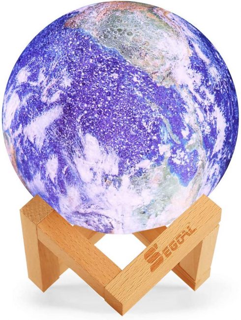 The perfect earth lamp which can change colour and is USB chargeable. Add this to your kids room as the perfect travel decor and night light. 