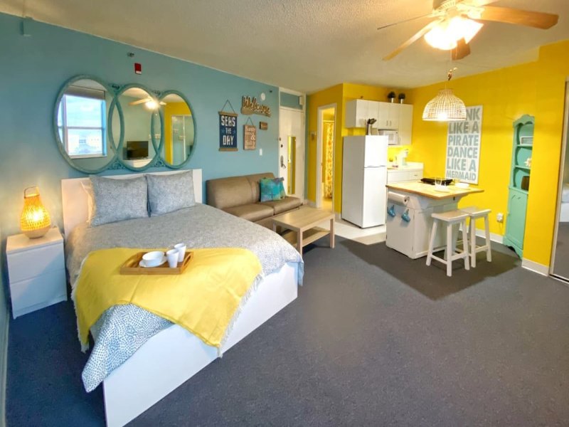 Stay at an adorable studio in Daytona 