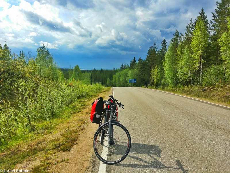 adventure cycling in Finland on good roads