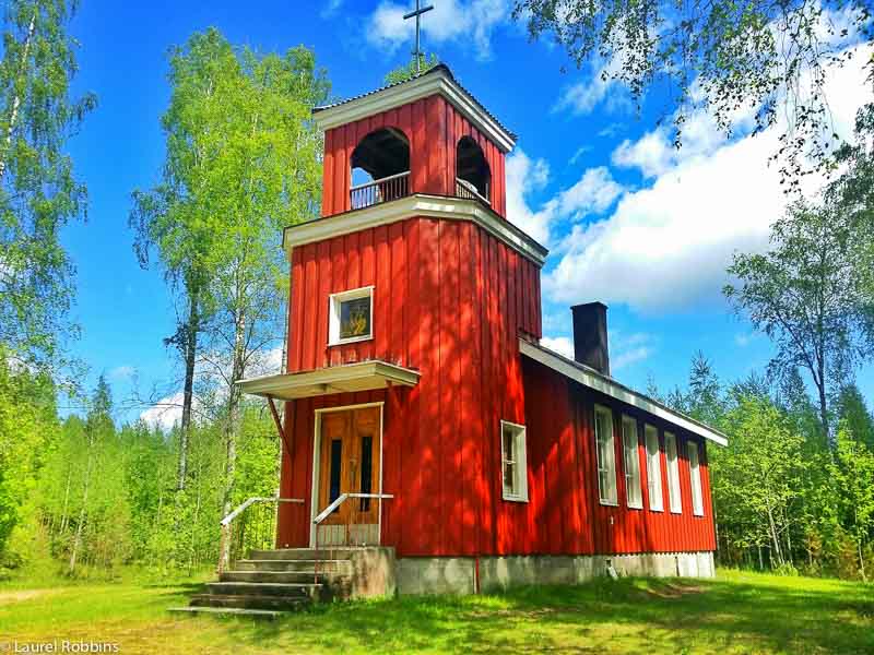 adventures of cycling EuroVelo 13 Finland -chapel in village of Melaselkä