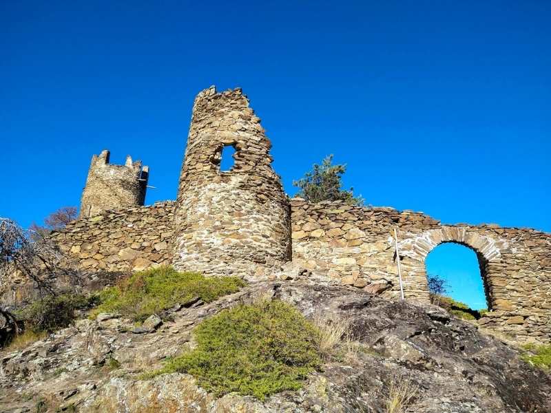 Montmayeur Castle ruins near Arvier