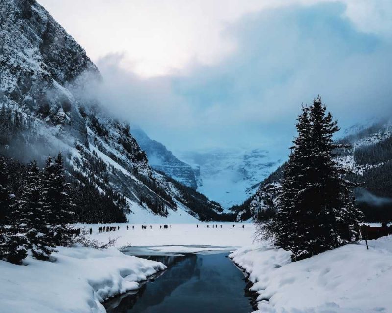 Snowshoeing in Canada - Banff National Park