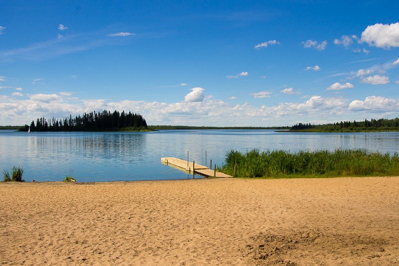 Astotin Lake