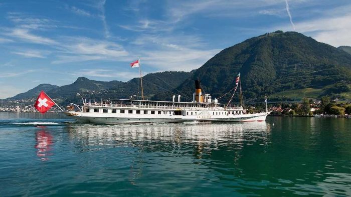 boat tour on lake geneva