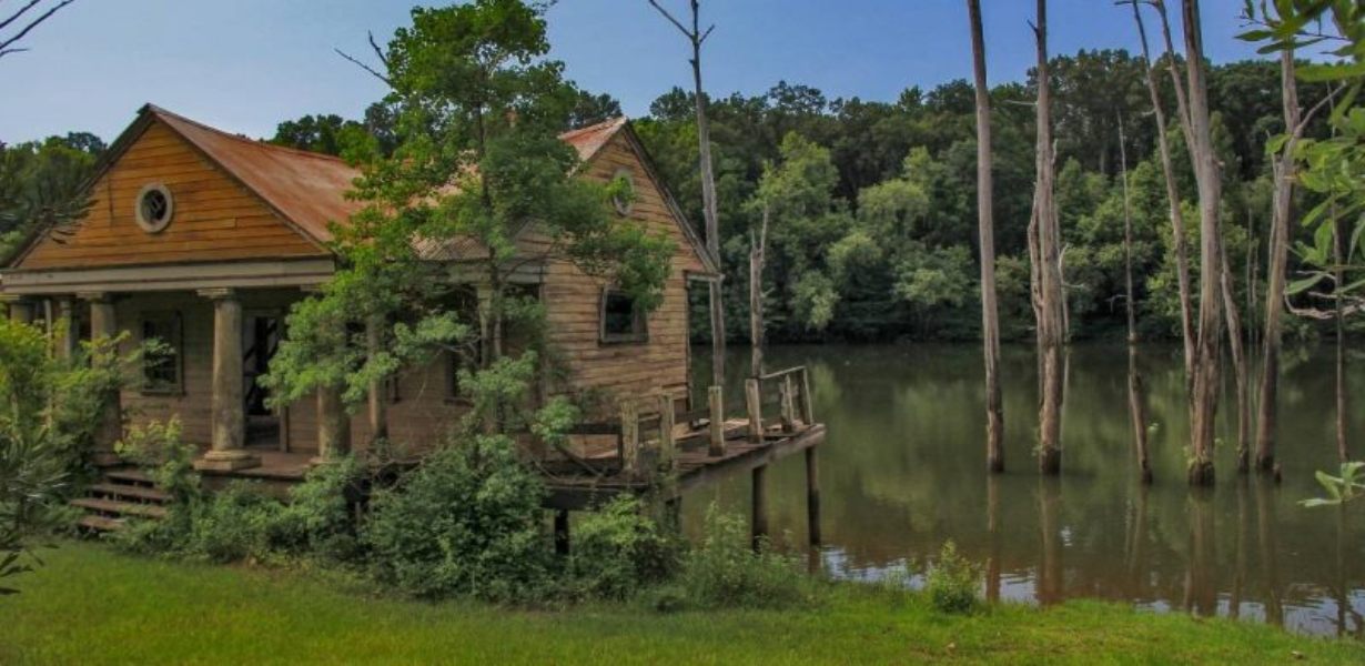 Cabins in Florida Everglades