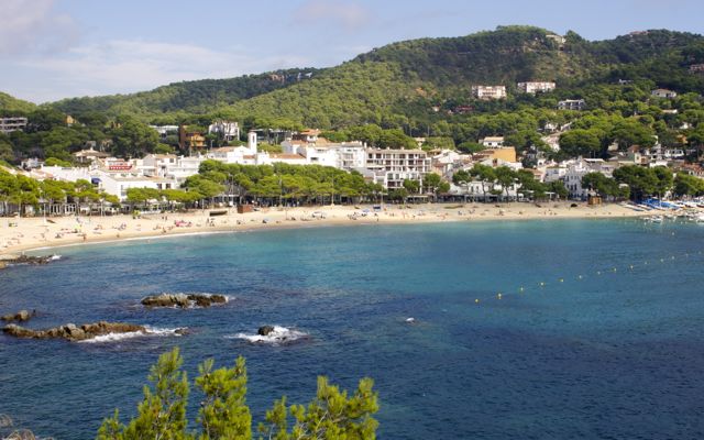 sandy beaches of Calella de Palafrugell