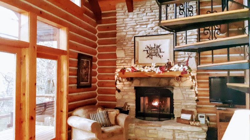 Enjoy a luxurious cabin rental in the U.S