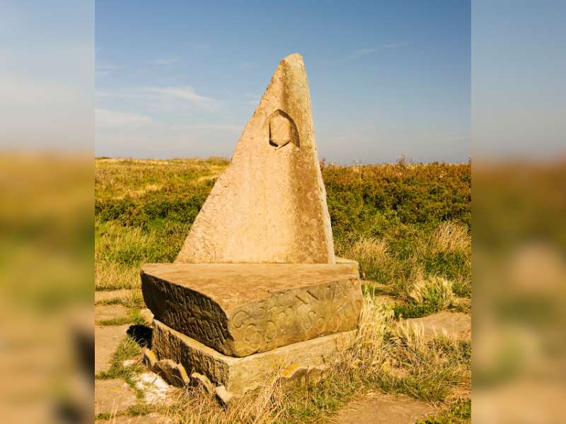 Cleveland Way Marker