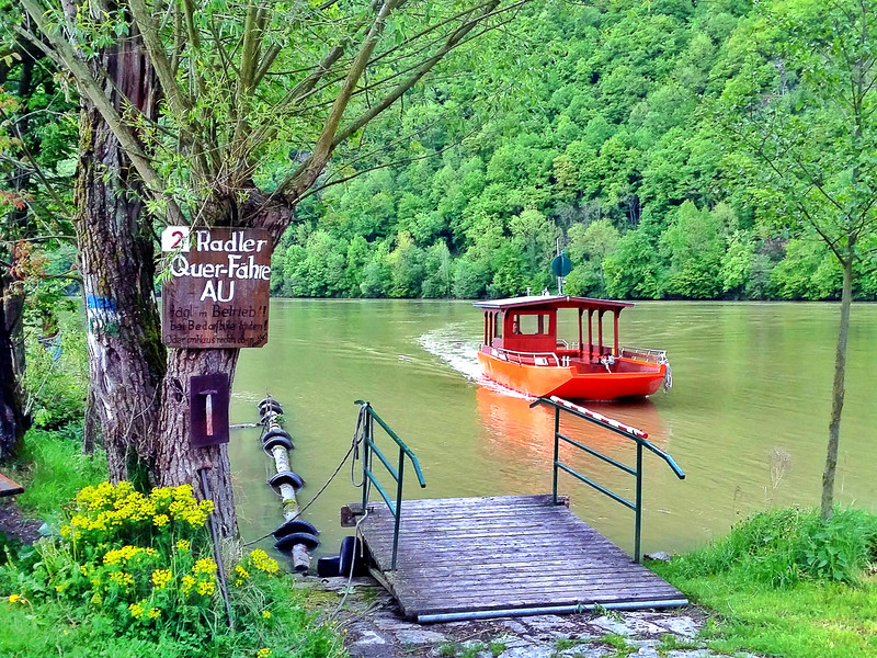 Danube river eurovelo 6 cycle route