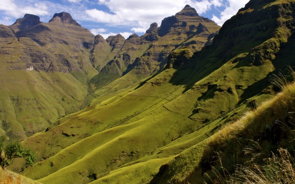 Gorgeous view of Cathedral Peak in the Drakensberg Mountains, South Africa