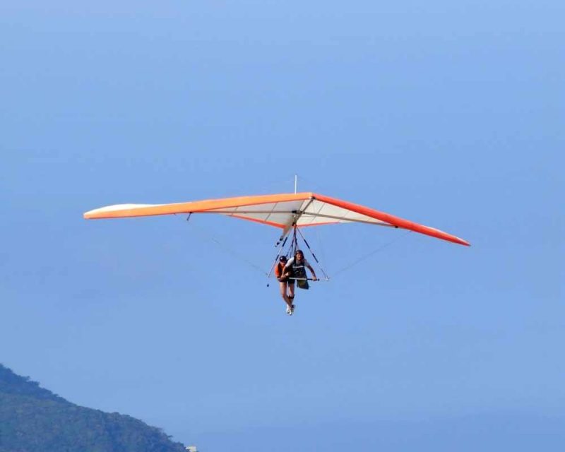 Hang Gliding is one of the top things to do in Amelia Island