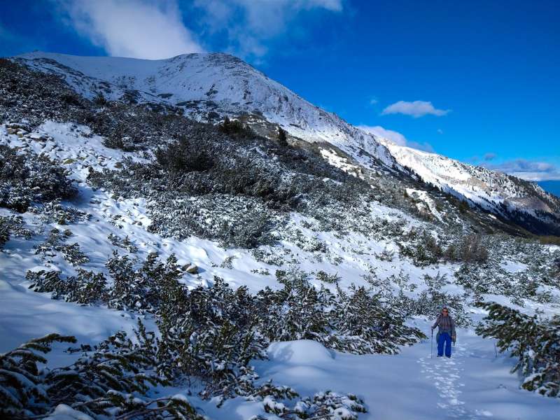 leave no trace when winter hiking