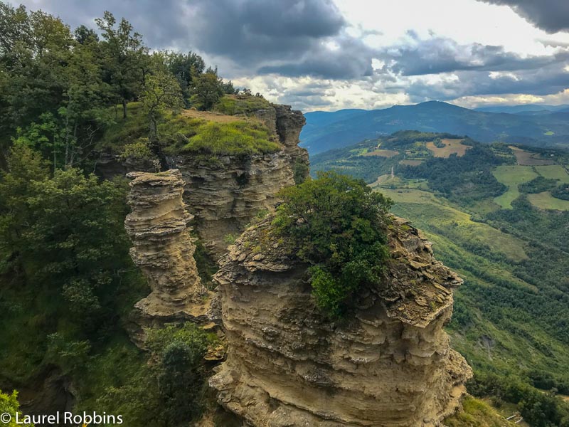 sandstone cliffs near Mont Adonis which you can easily each from Bologna