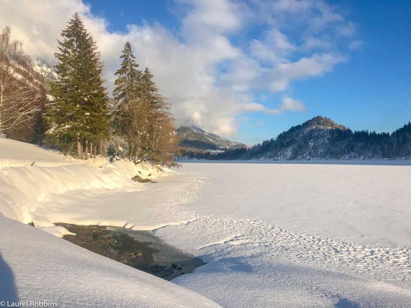 Snow-covered Hintersteiner Lake