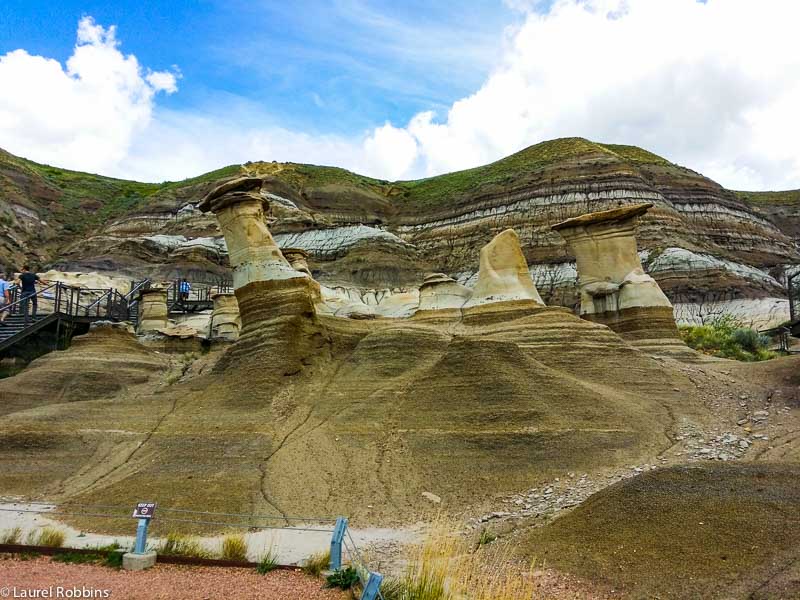 hoodoos in drumheller alberta badlands