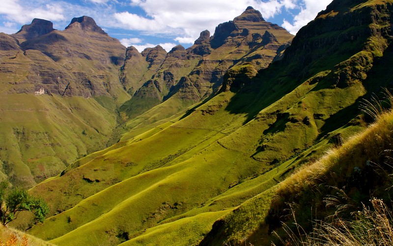 drakensberg mountains