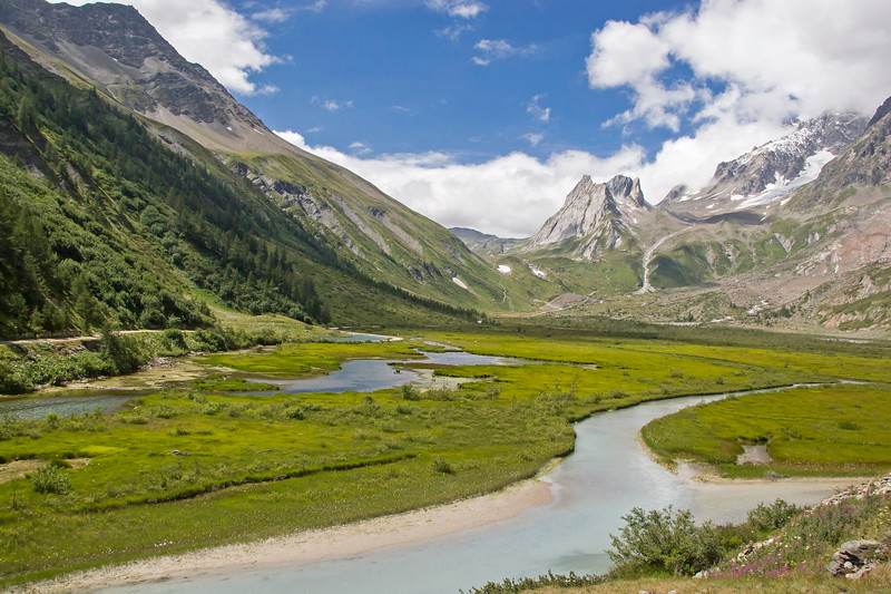 The Val Veny is a beautiful part of the TMB hiking trip.