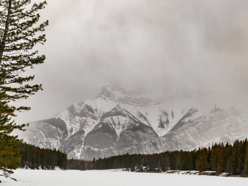 Winter Hiking around Johnson Lake