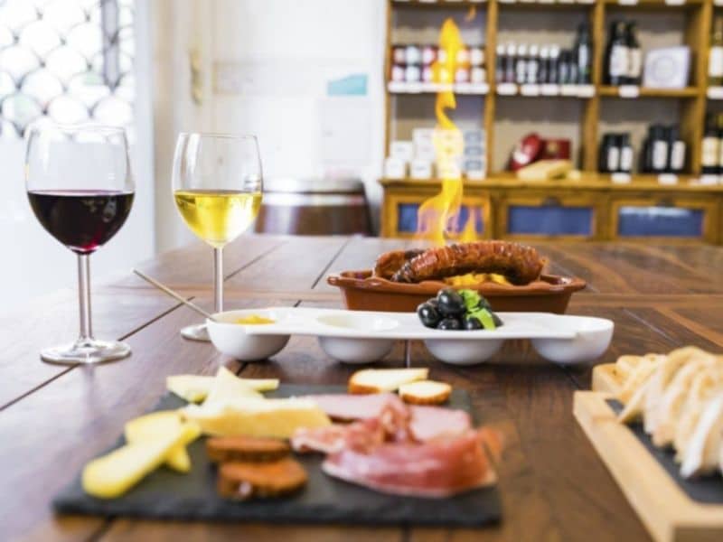 Food and wine tasting in Lisbon