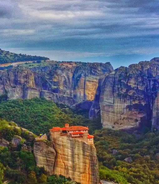 Meteora Monastery photo, the second largest monastic community in Greece.