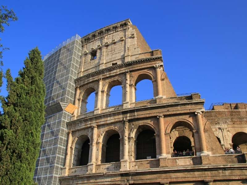 Colosseum in Rome is a must-see when visiting Italy