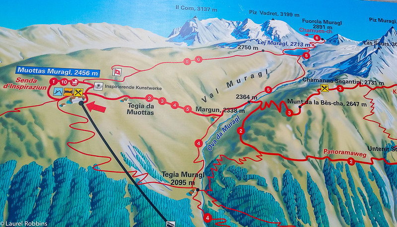 map of hiking trails Muottas Moragl in the Engadin Mountains near St. Moritz