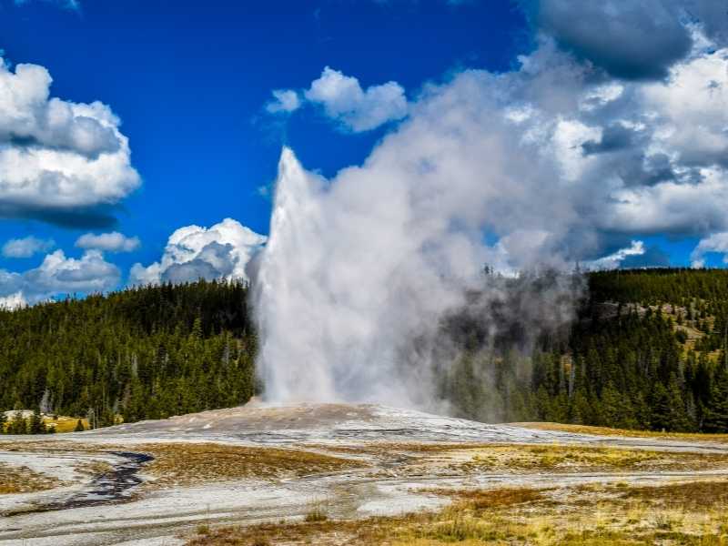 The most famous attraction in Yellowstone, Old Faithful Geyser