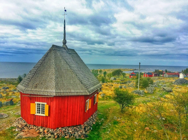 View over Maakalla island and Finland's smallest parsonage.