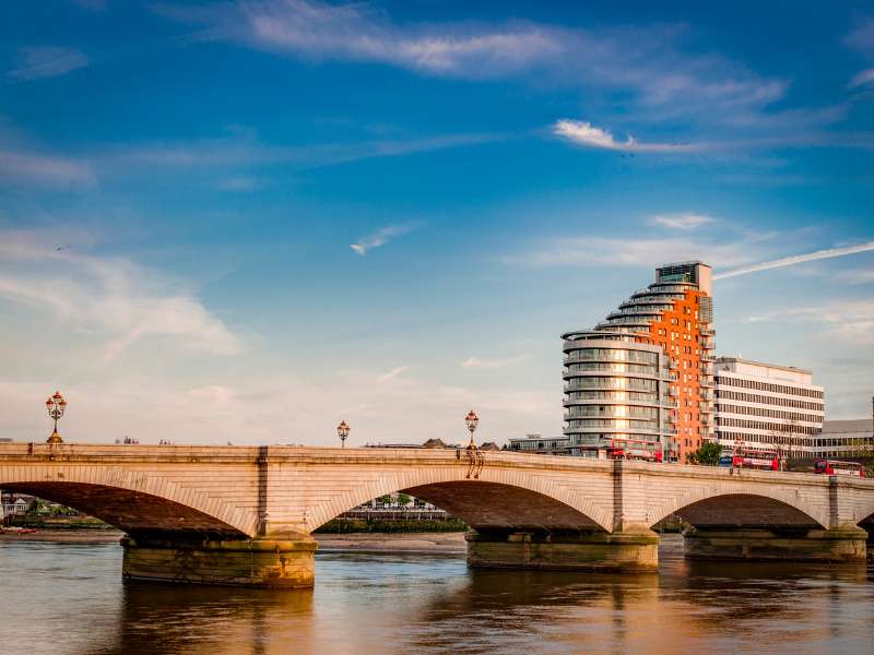 Putney Bridge, one of the scenic spots in Thames Path walk