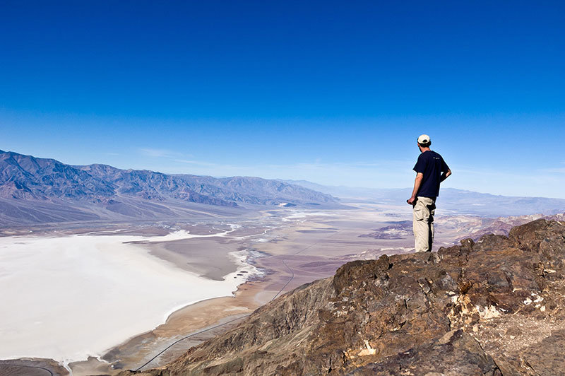 Don't miss out on Dante's View when visiting Death Valley National Park. It offers one of the most breathtaking panoramas of Death Valley.