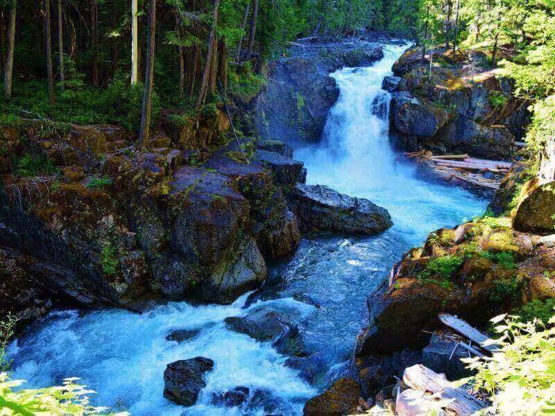 This easy hike will take you over man-made bridges and gives you great views of this gushing waterfall