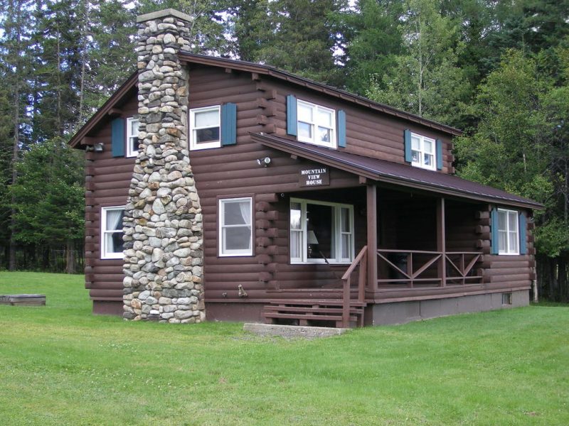 Try out a log cabin on your next vacation