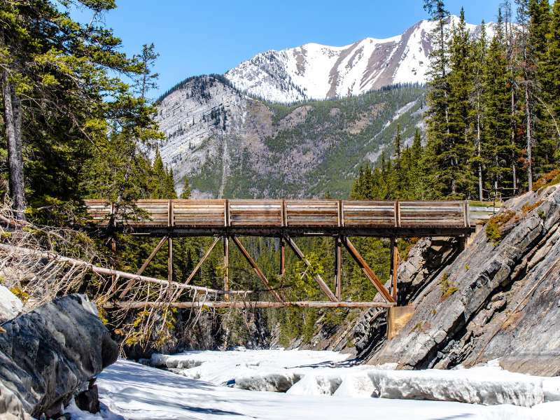 easy hikes in stewart canyon