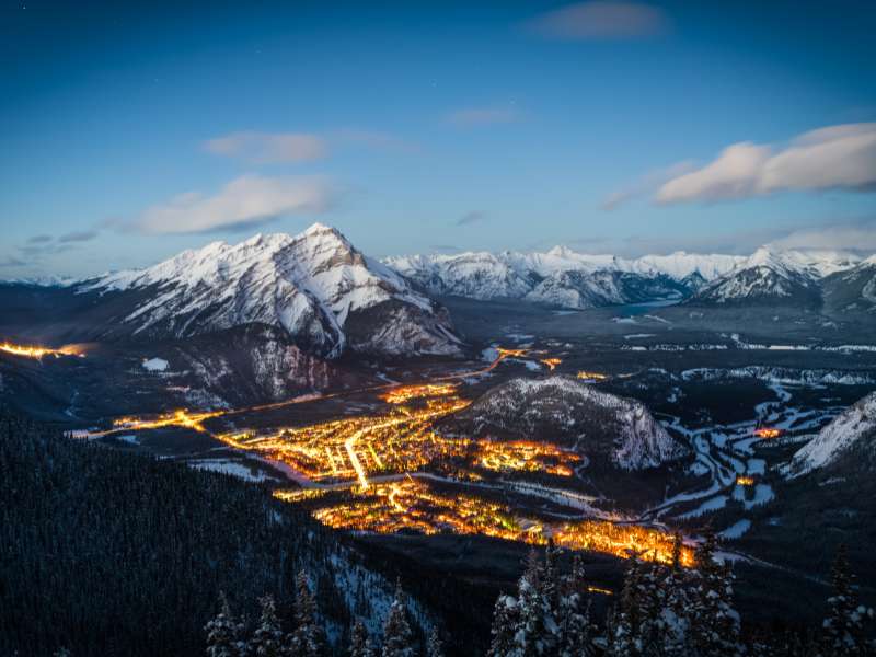 Winter Hiking at Sulphur Mountain