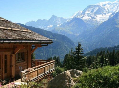 mountain hut seen on the tour du Mont blanc