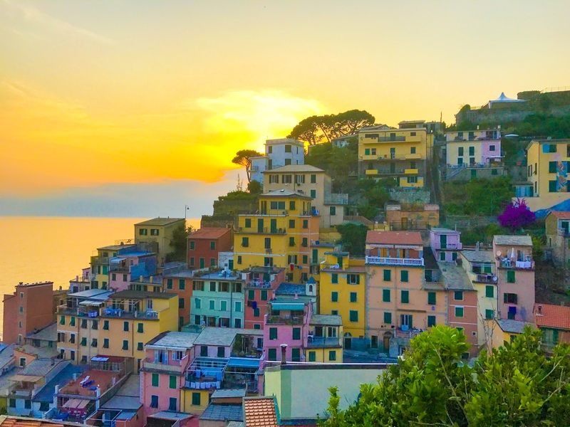 travel to Cinque Terre Italy