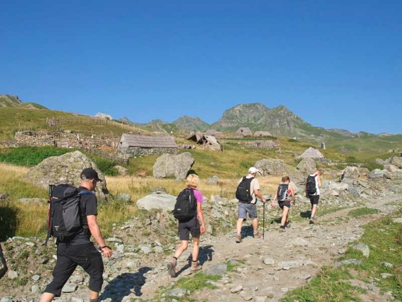 Hikers on the route from Sylbice to Doberdol in Albania