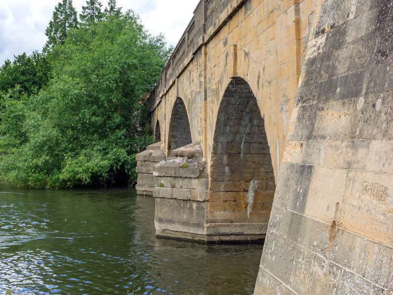 Wallingford bridge in as seen from the Ridgeway walk