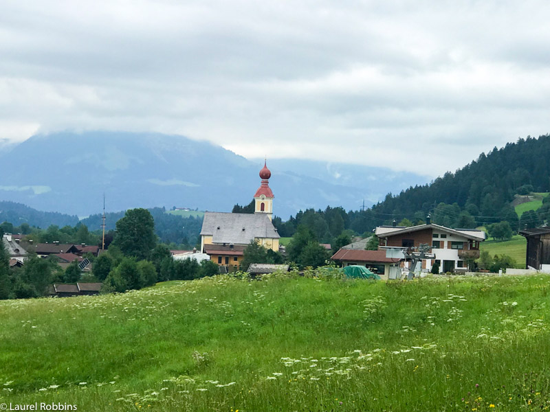 You can start hiking directly from the four villages in Wilder Kaiser and hike from village to village.