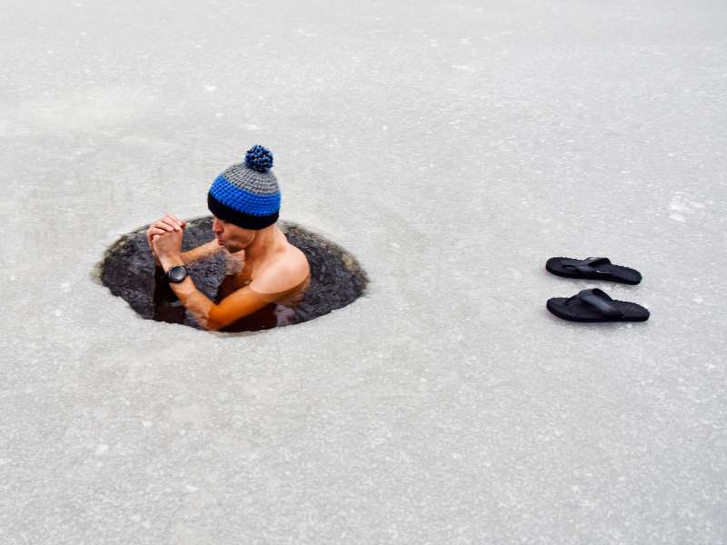 man doing cold exposure, part of the Wim Hof Method