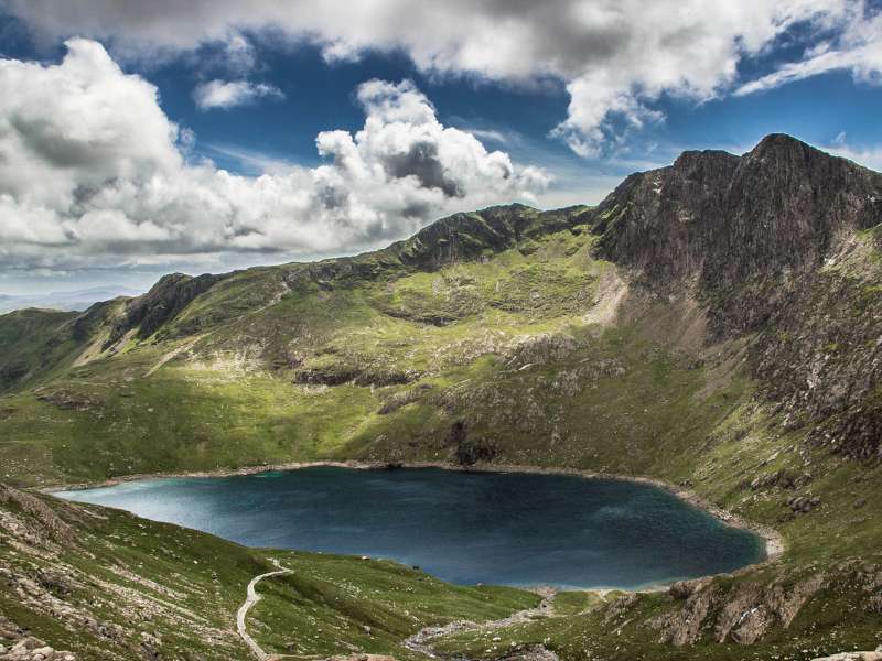 Y Lliwedd, one of the 4 peaks in Snowdonia