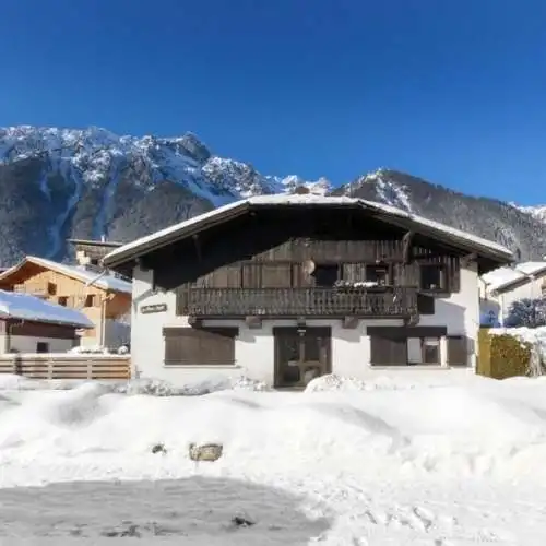 Les Cimes du Montblanc 4-Star Apartment